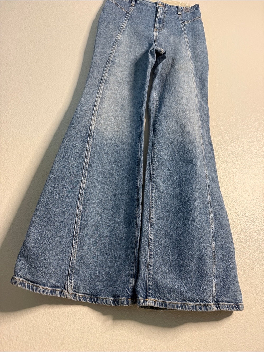 We The Free Size 29 High-Rise Wide-Leg Jeans 33.5” Inseam - Picture 6 of 11
